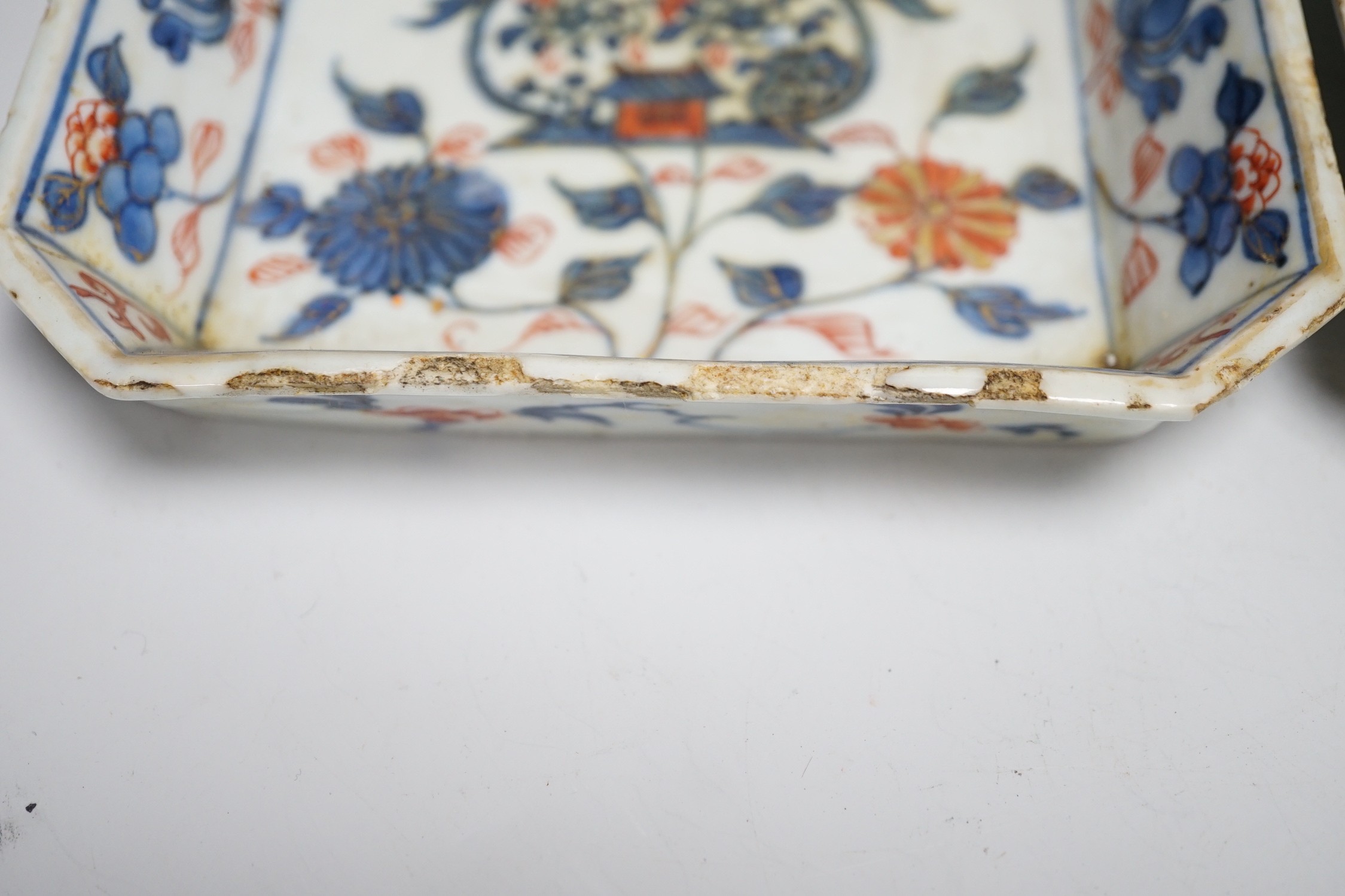 Two Chinese Imari square dishes, Kangxi, 15cm sq.